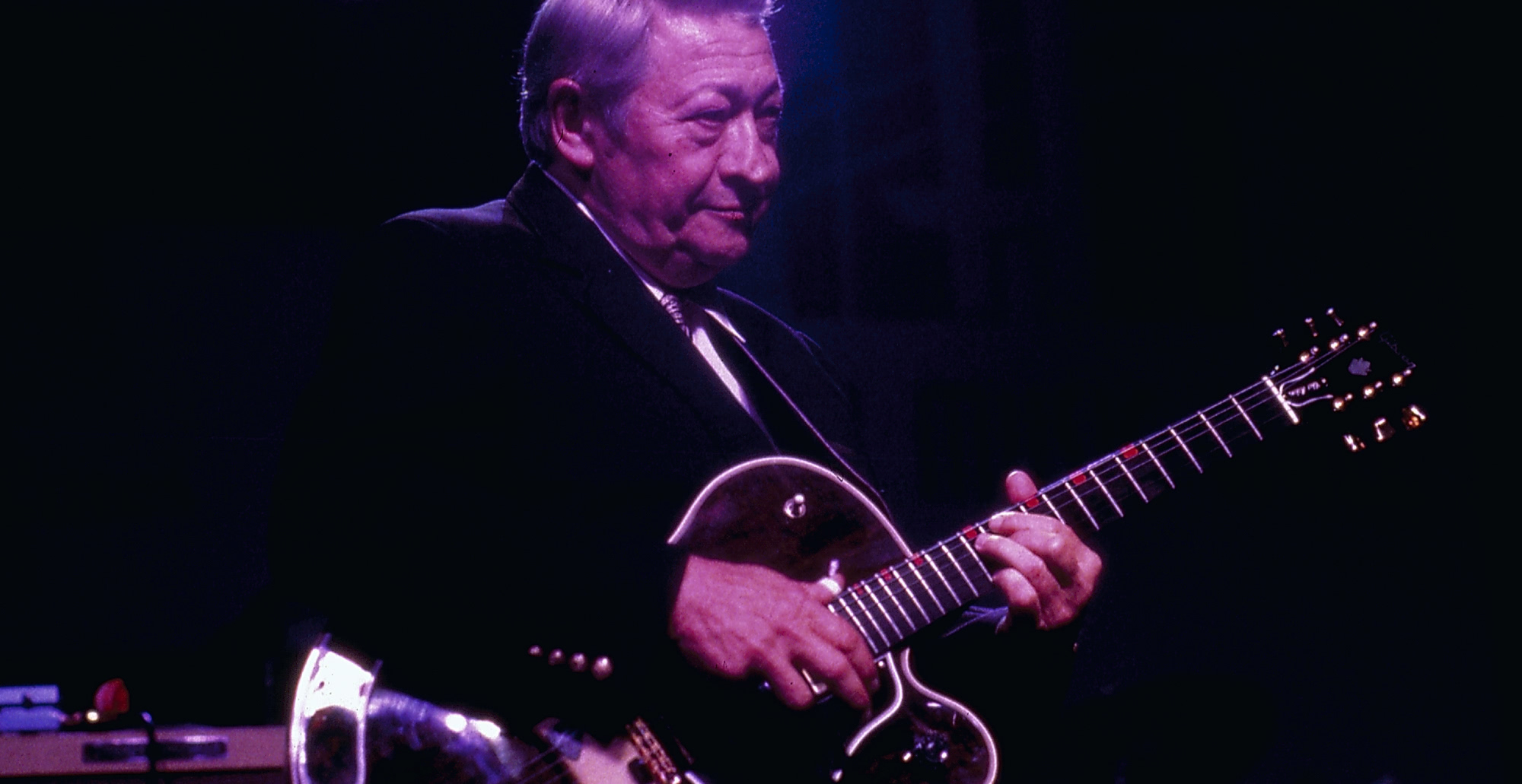 Scotty Moore Guitar Lessons & Backing Tracks | LickLibrary